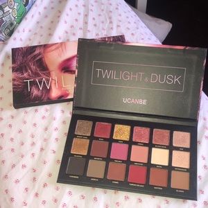 Ucanbe Twilight Dusk Eyeshadow Palette